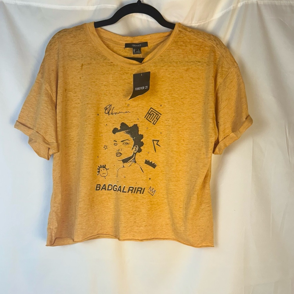 ✨5/15 NWT Forever 21 Rihanna Crop Top Tee size L Mustard Yellow